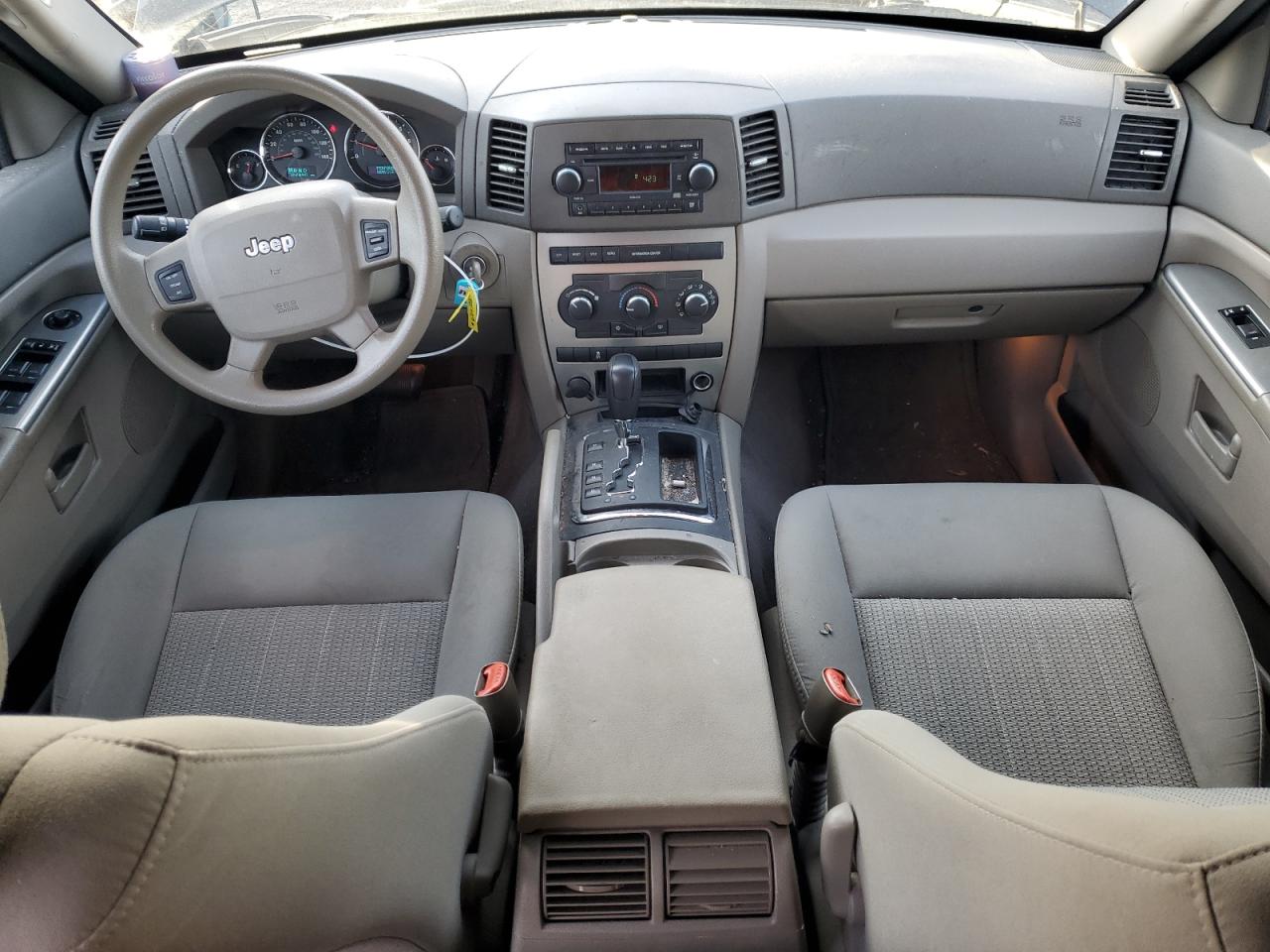 2007 Jeep Grand Cherokee - Image 8