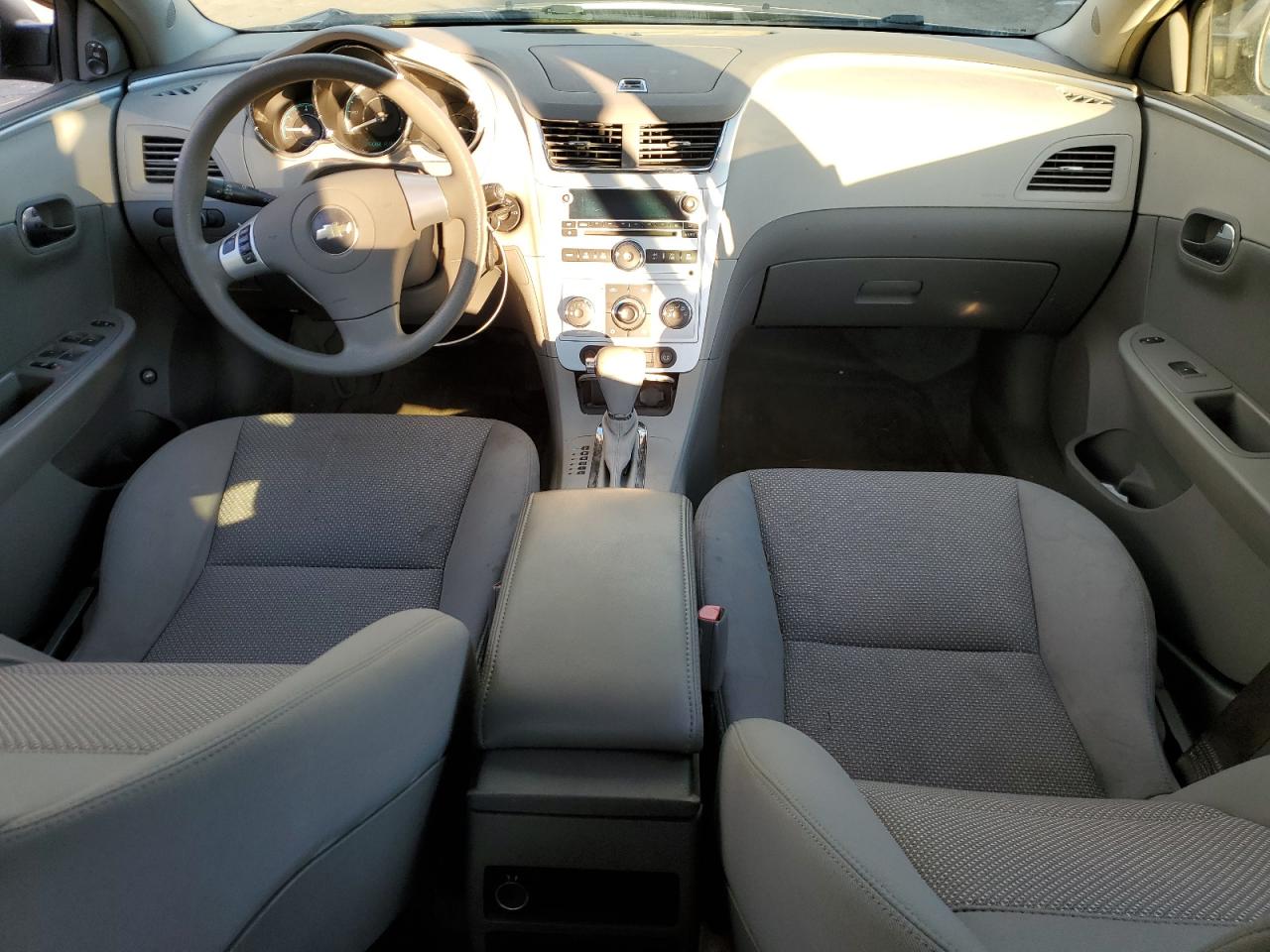 2008 Chevrolet Malibu - Image 8