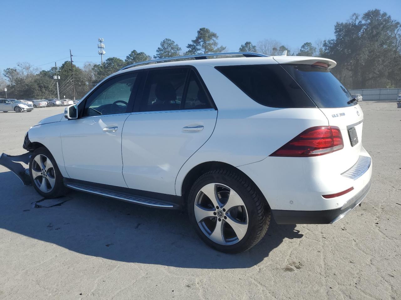 2018 Mercedes-Benz GLE - Image 2