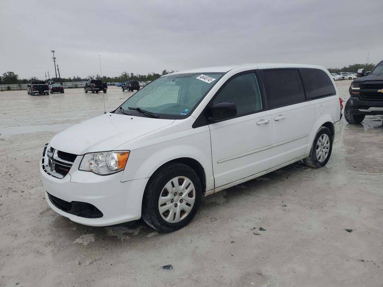2015 Dodge Caravan - Image 1