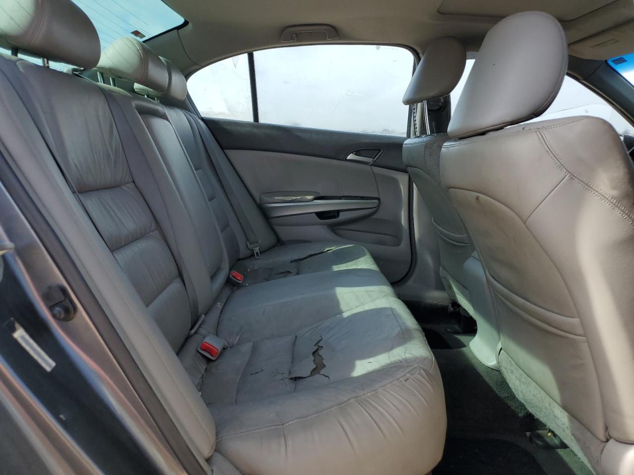 2009 Honda Accord - Image 10