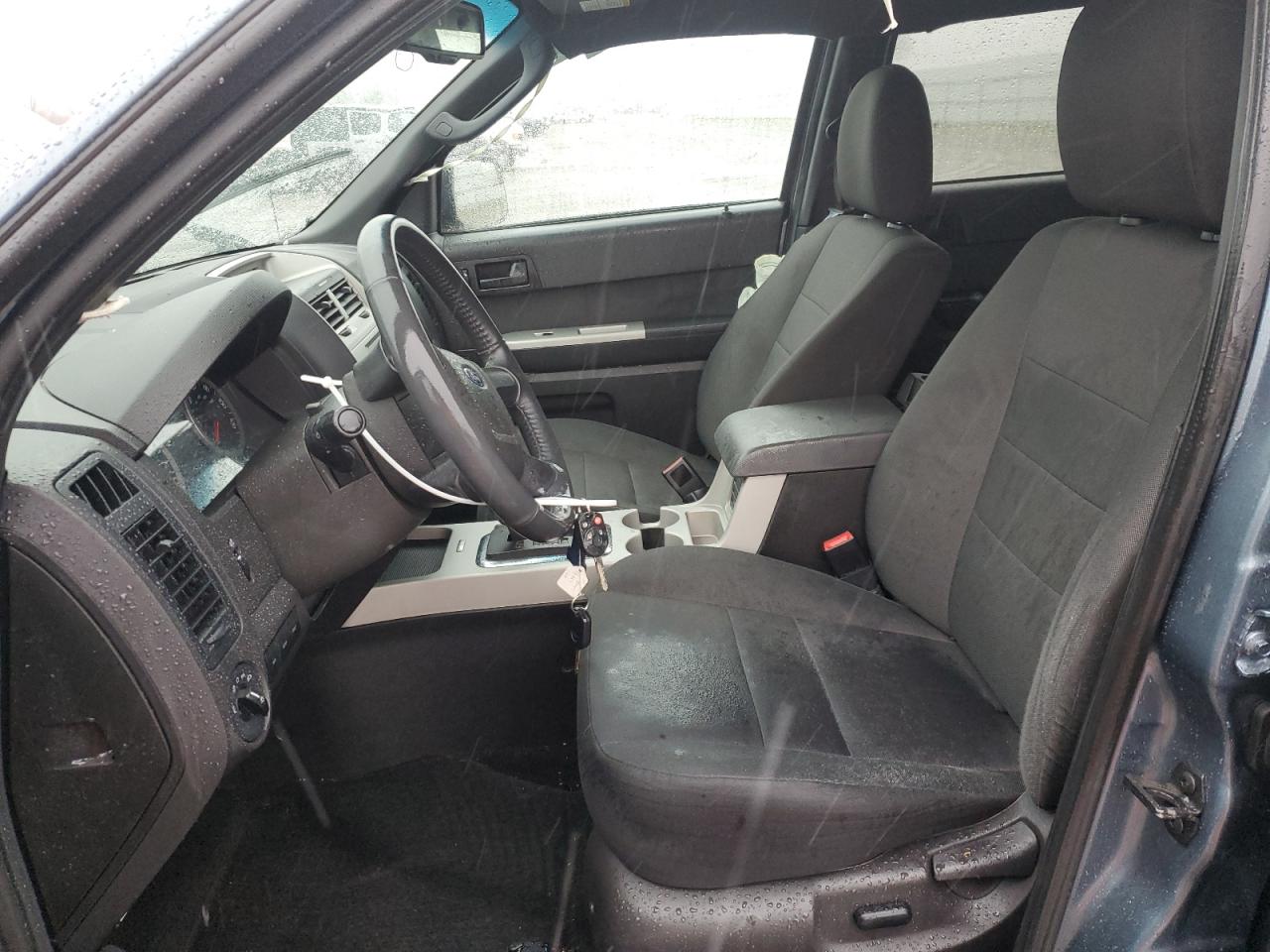 2010 Ford Escape - Image 7