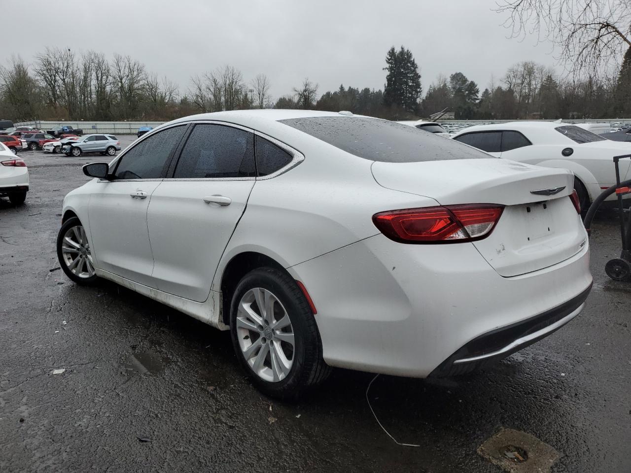 2015 Chrysler 200 - Image 2
