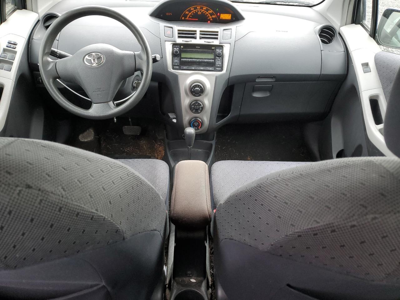 2009 Toyota Yaris - Image 8