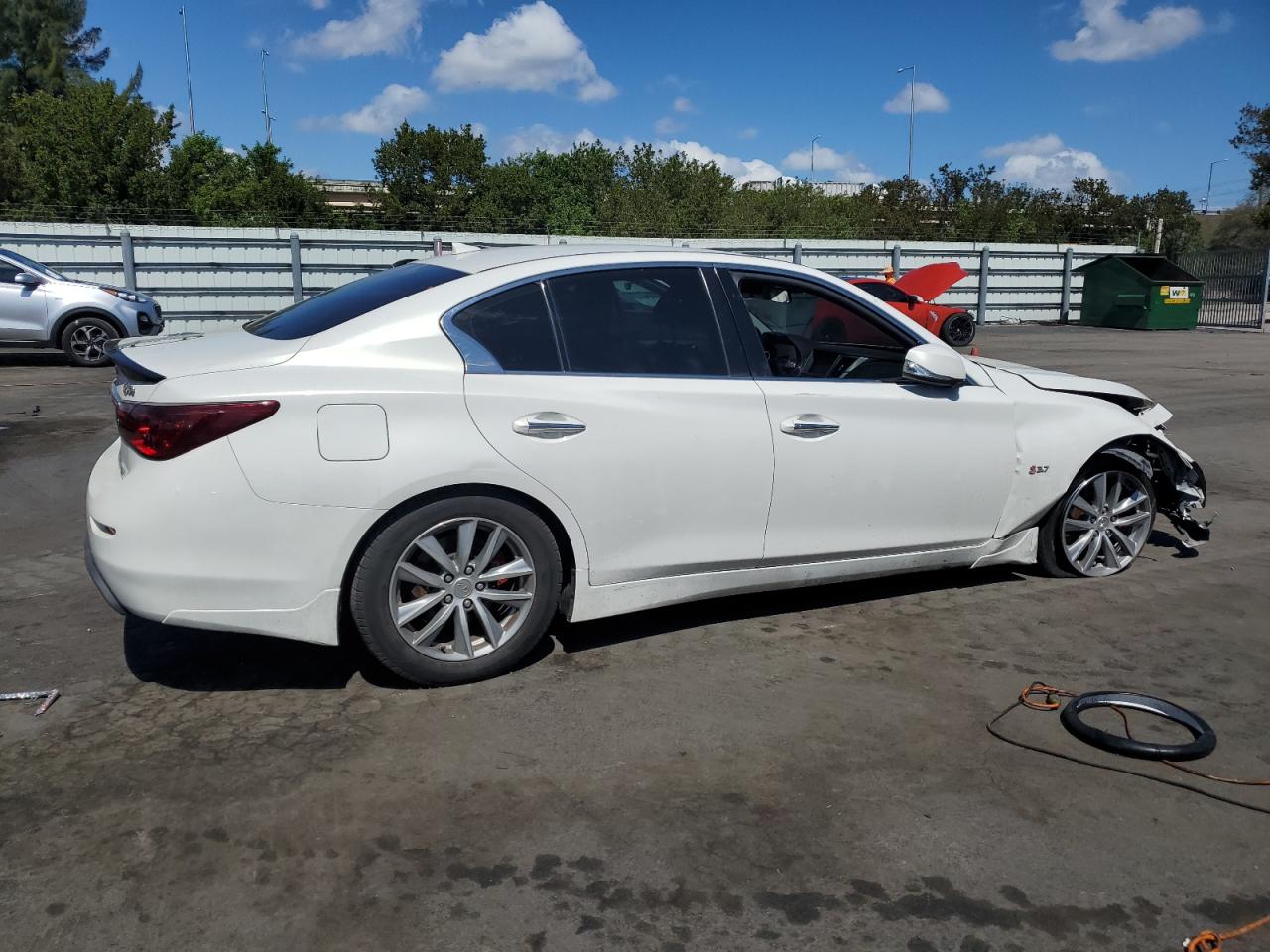 2015 Infiniti Q50 - Image 3