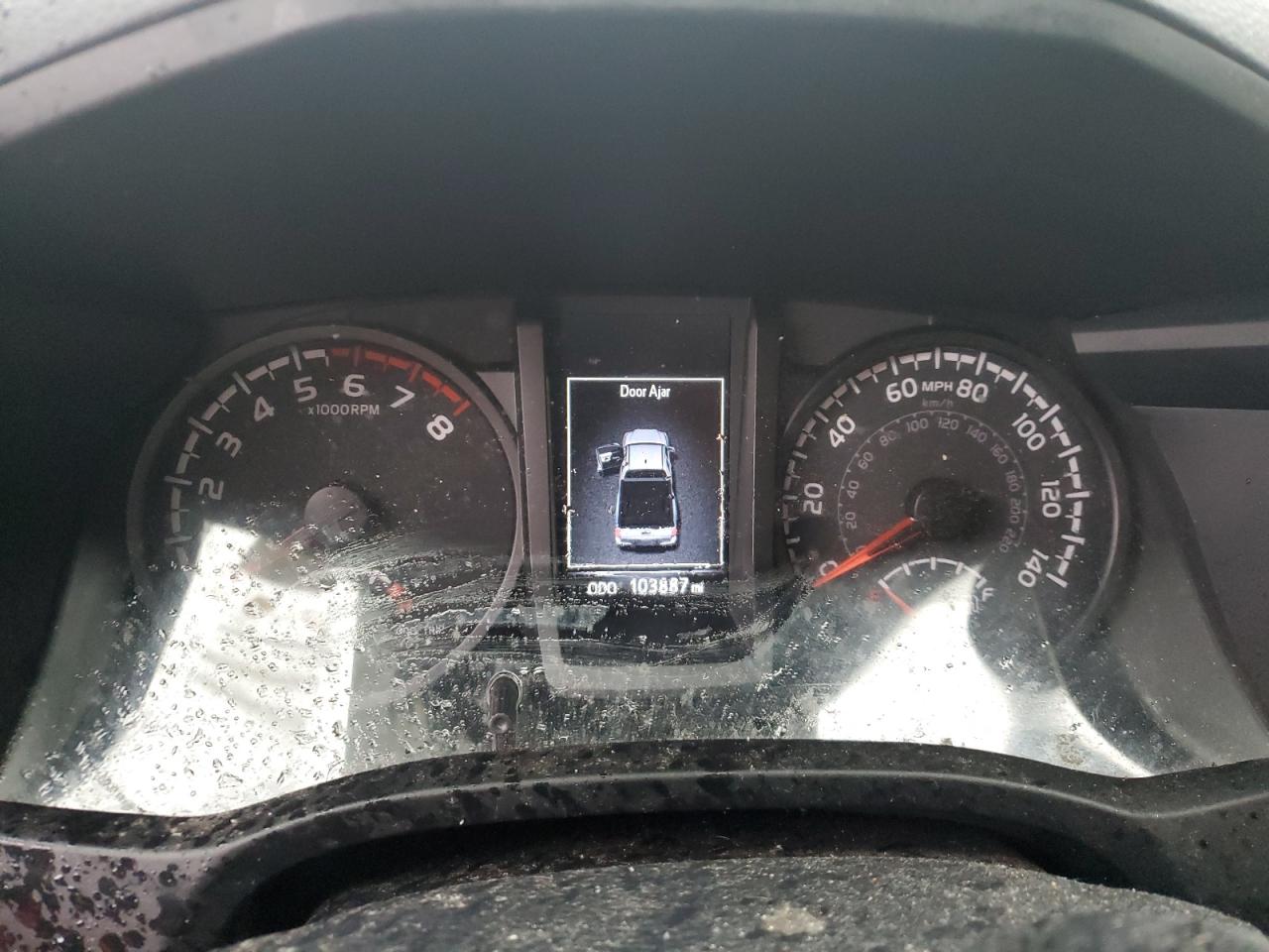 2020 Toyota Tacoma - Image 9