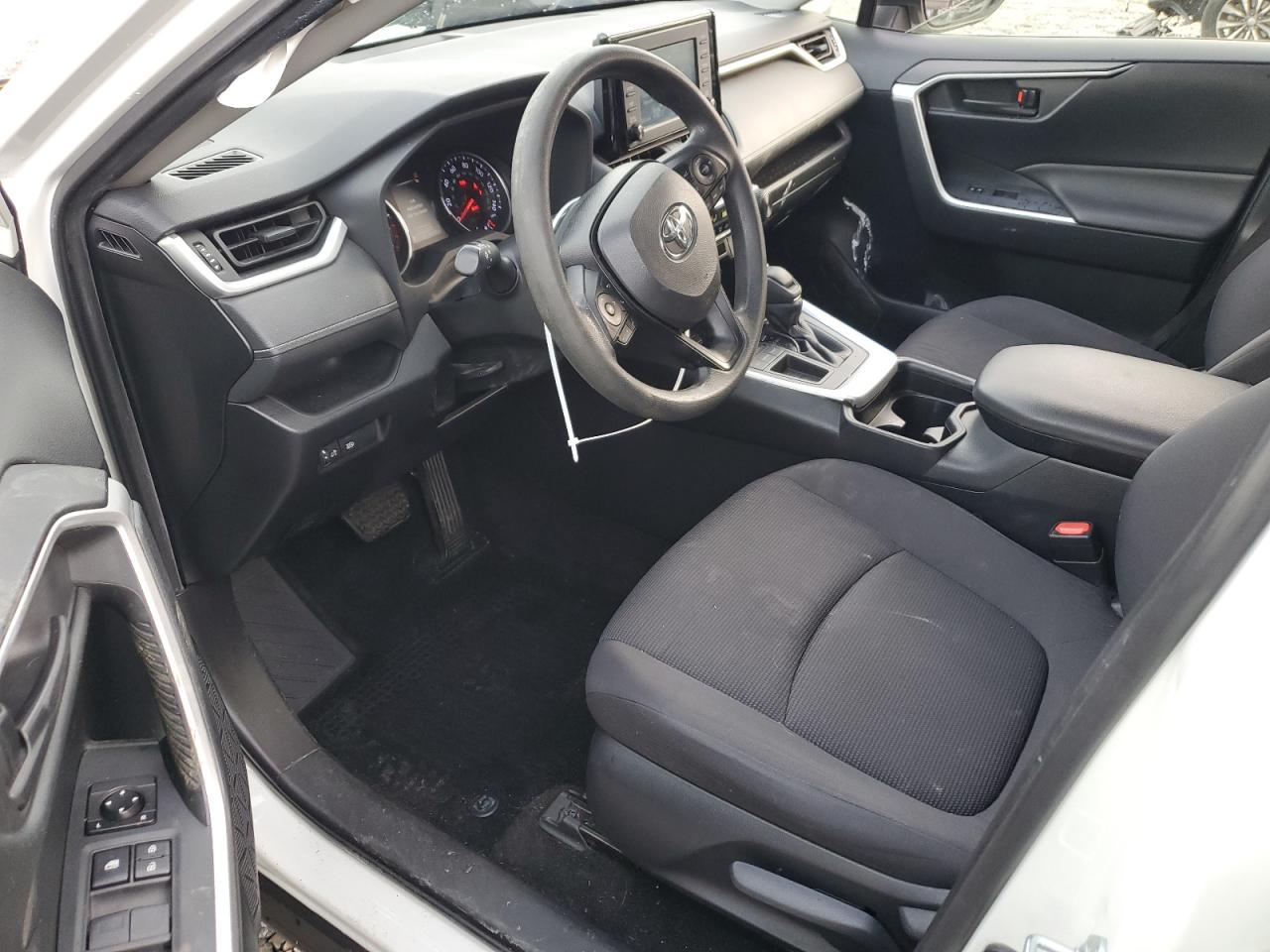 2019 Toyota RAV 4 - Image 8