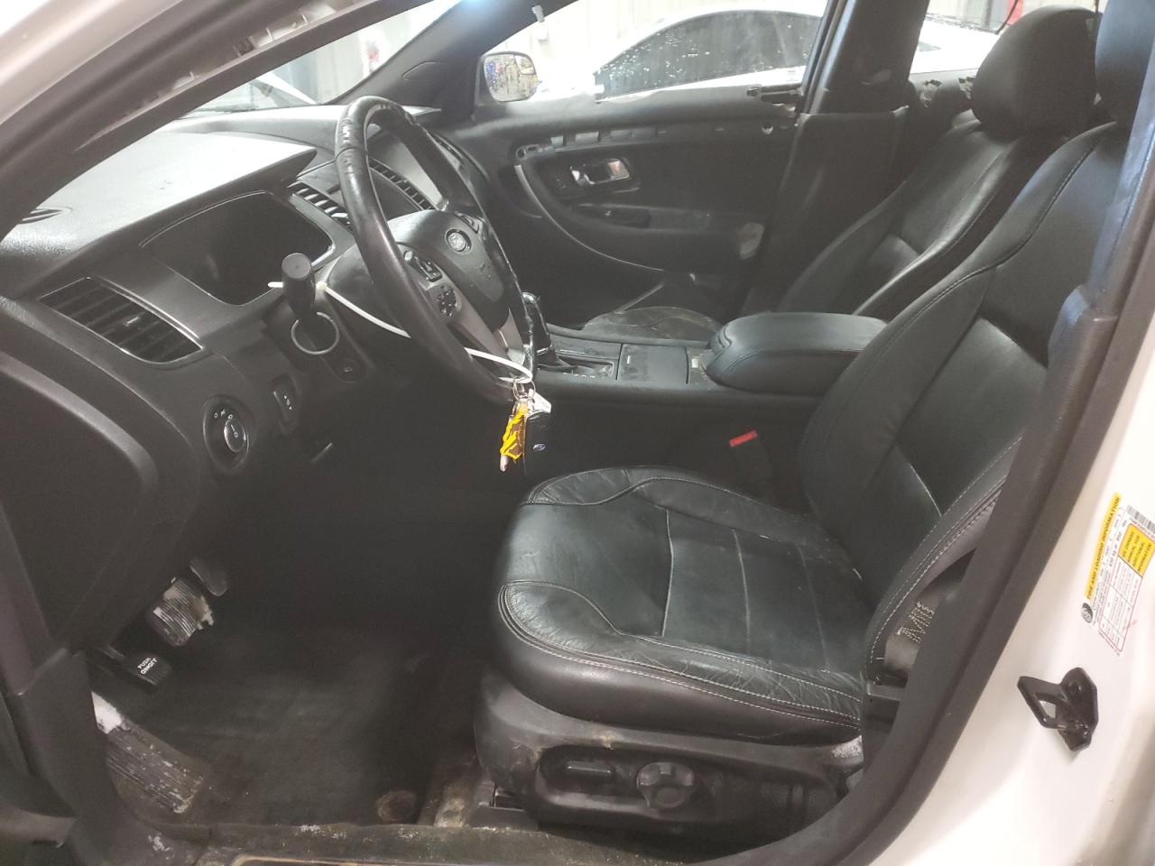 2015 Ford Taurus - Image 7
