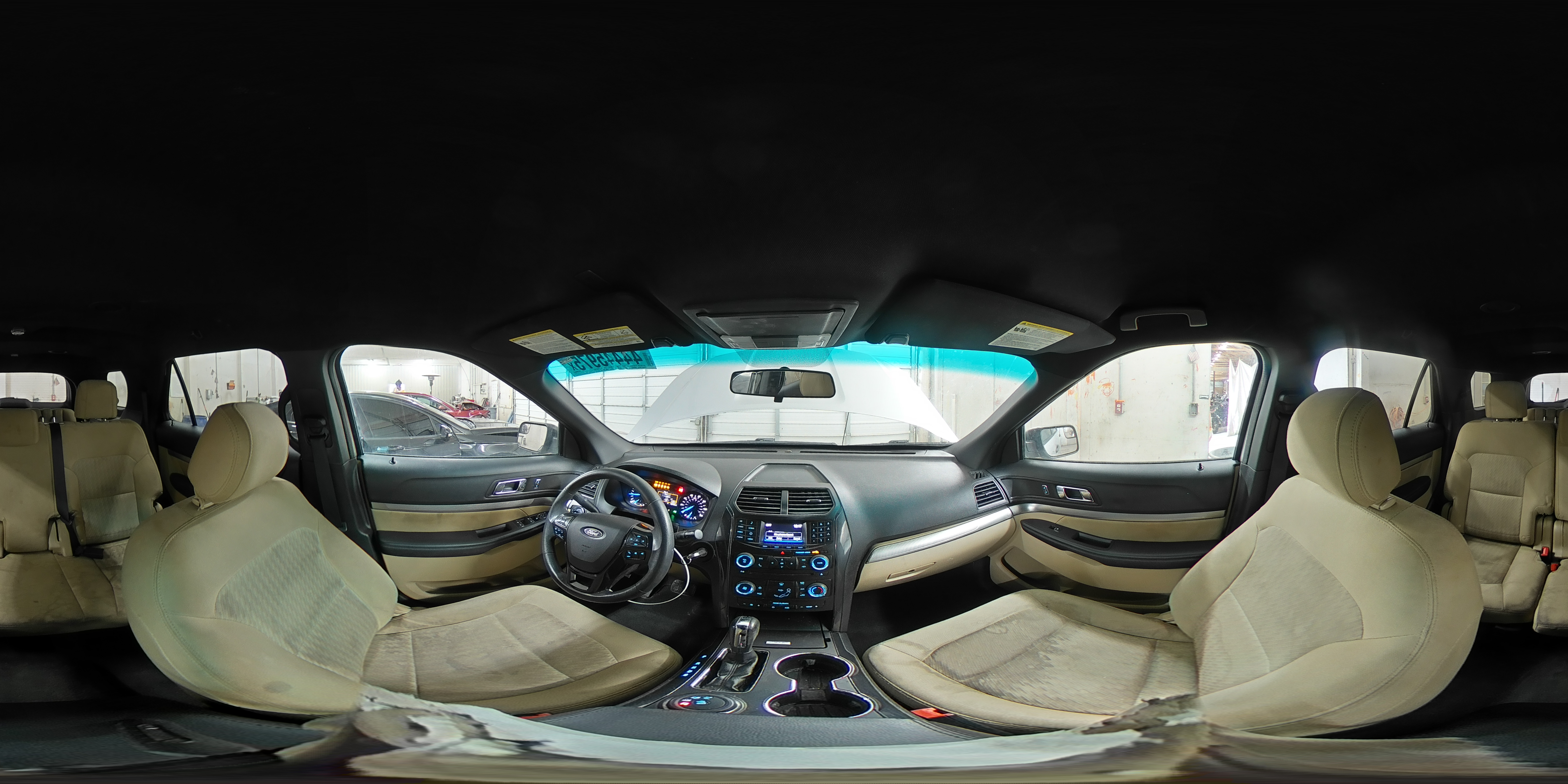 2016 Ford Explorer - Image 16