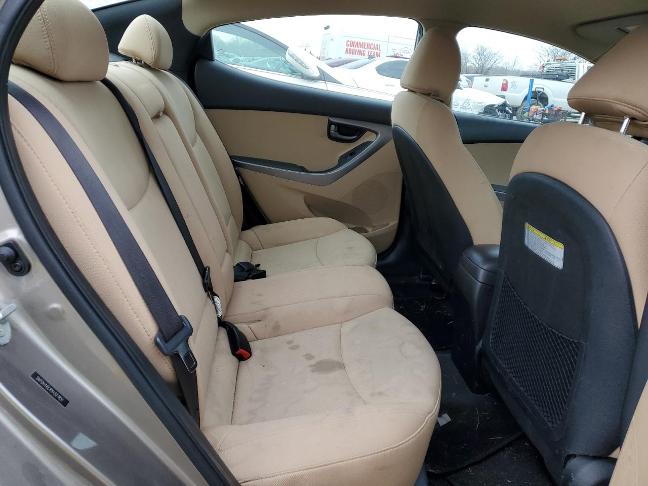 2013 Hyundai Elantra - Image 10