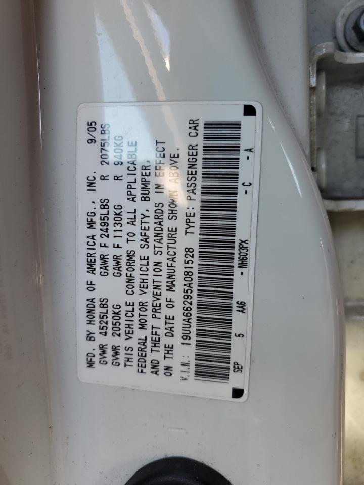 2005 Acura TL - Image 12