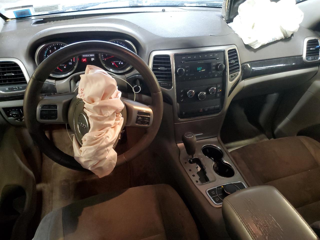 2012 Jeep Grand Cherokee - Image 8