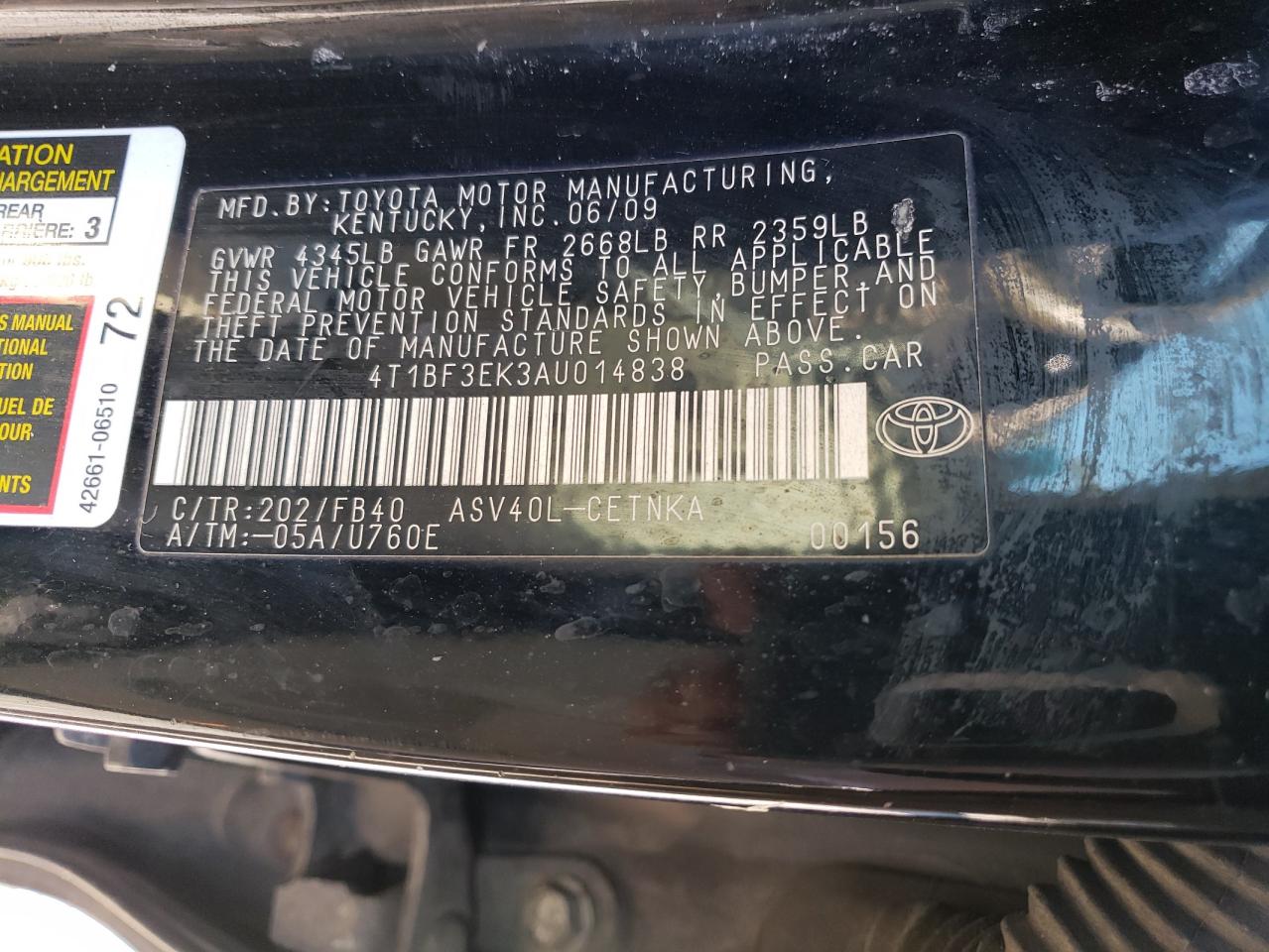 2010 Toyota Camry - Image 12