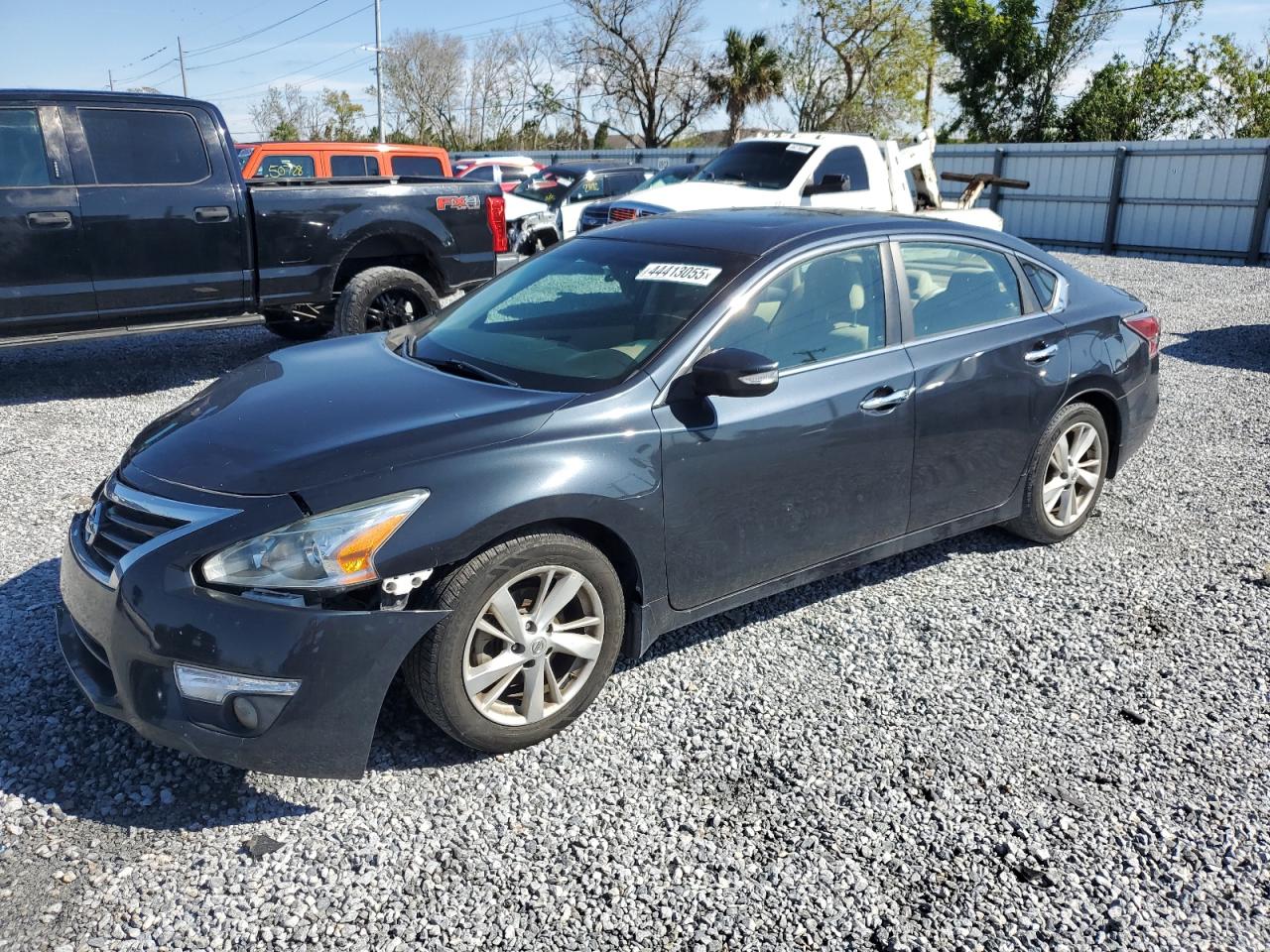 2015 Nissan Altima - Image 1
