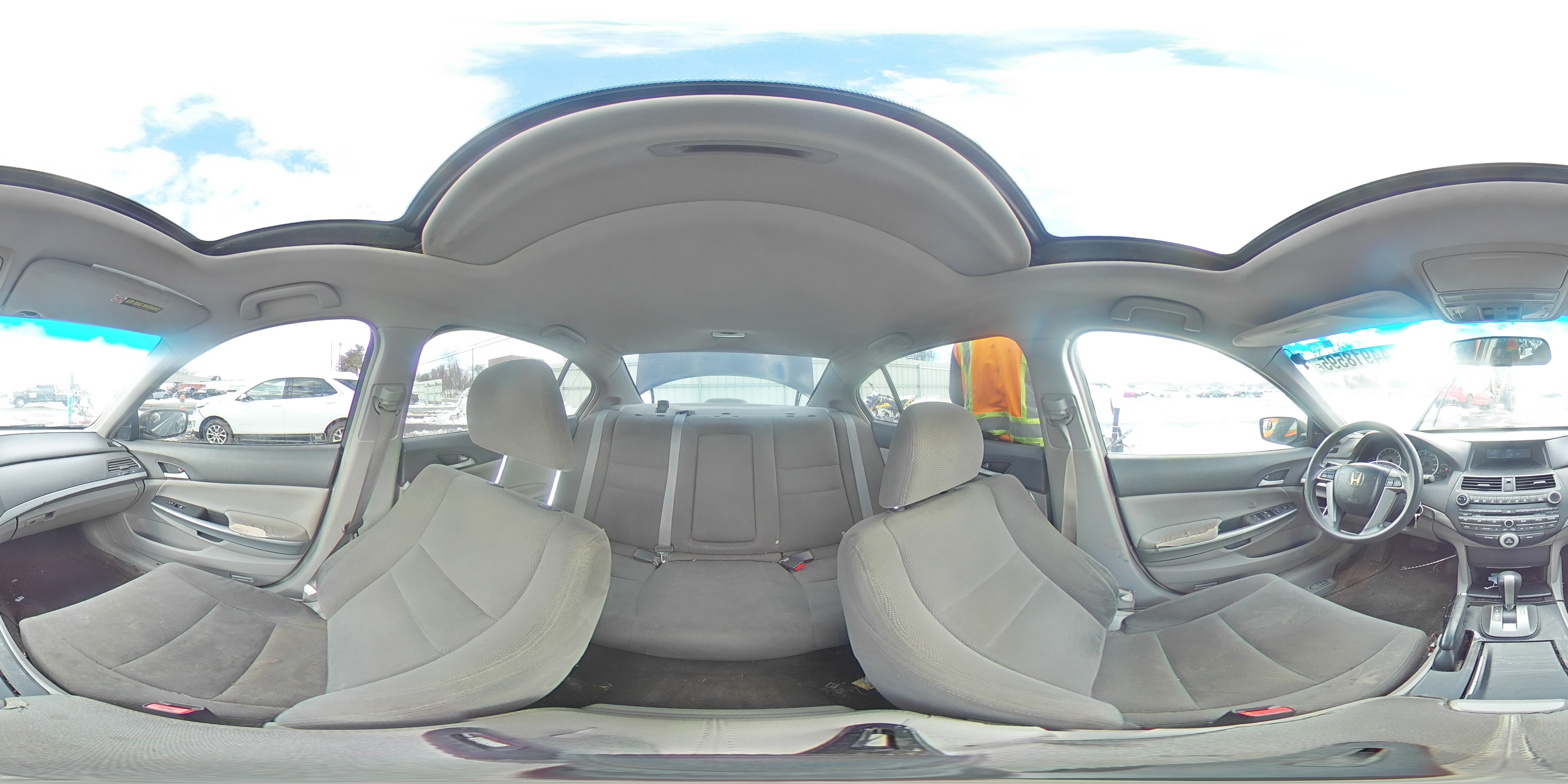 2009 Honda Accord - Image 12