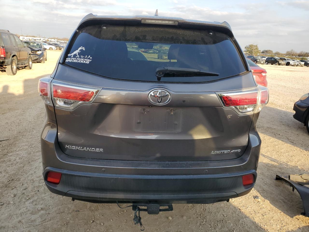 2015 Toyota Highlander - Image 6