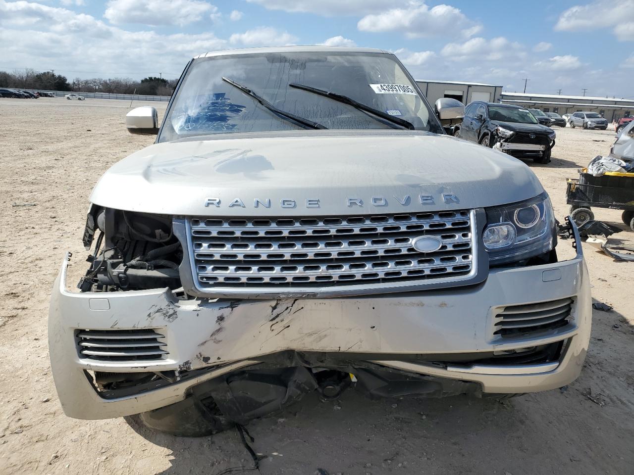 2016 Land Rover Range Rover - Image 5