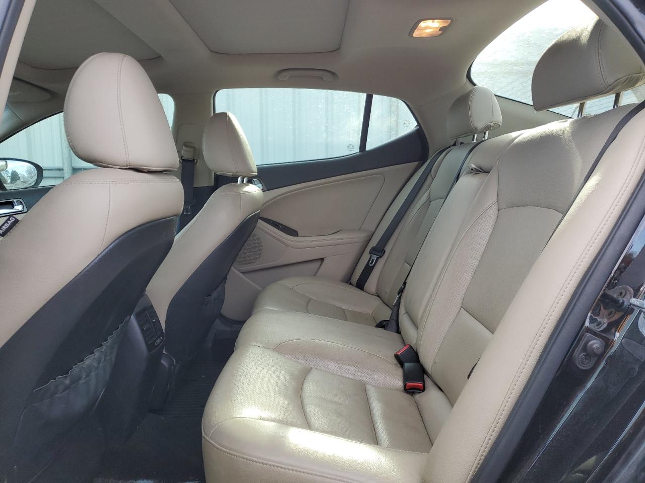2015 Kia Optima - Image 10