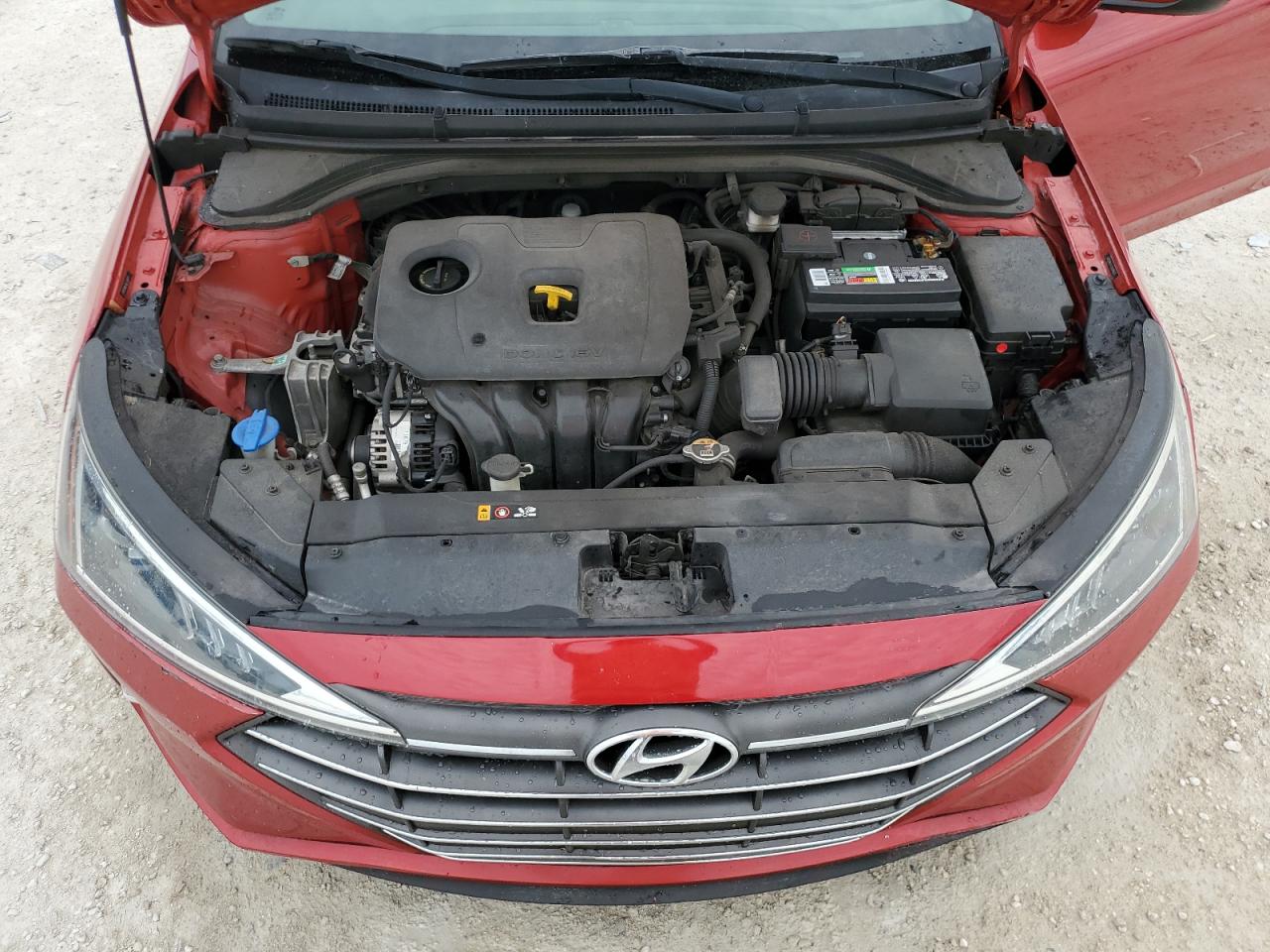 2020 Hyundai Elantra - Image 11