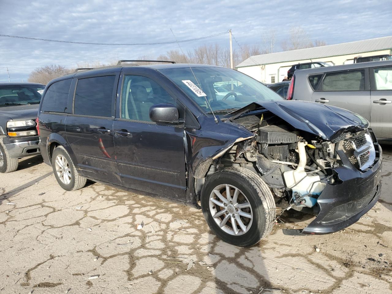 2013 Dodge Caravan - Image 4