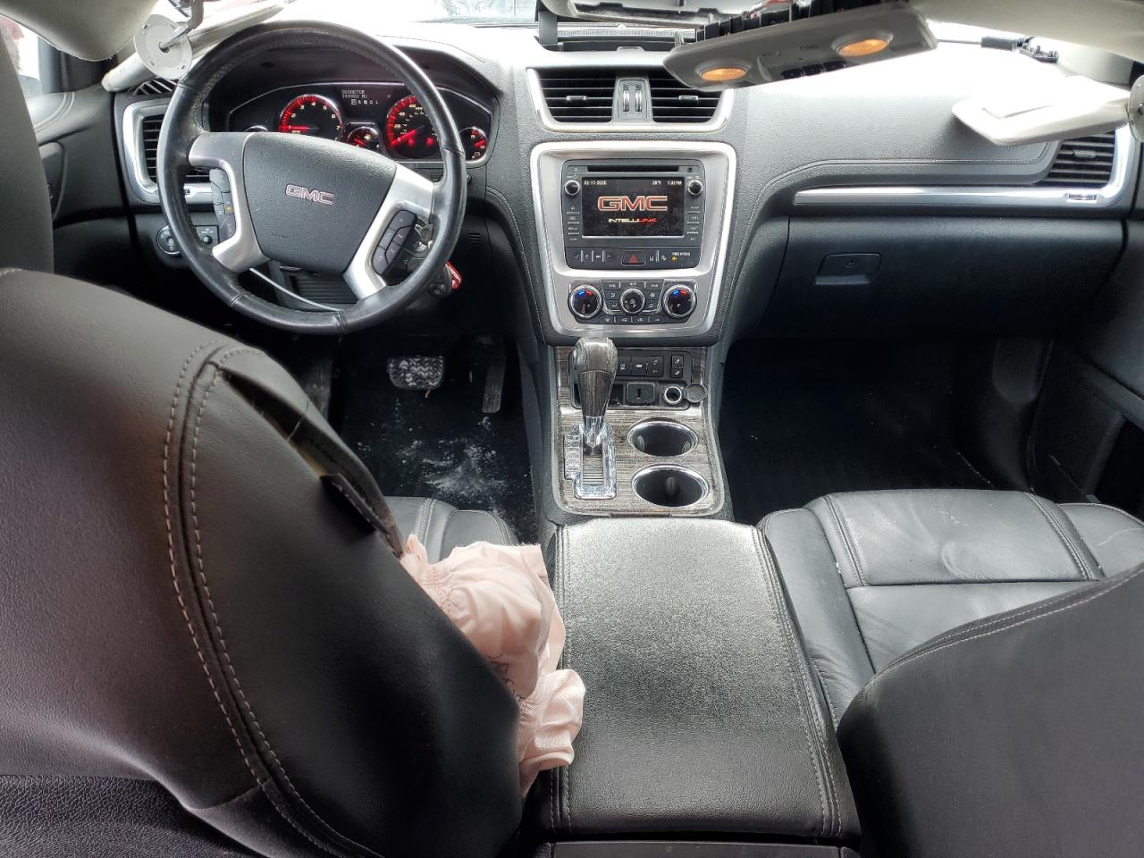 2017 GMC Acadia - Image 8