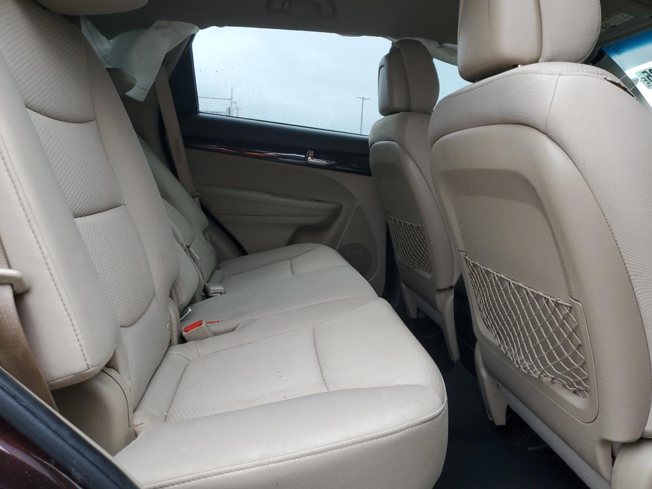 2012 Kia Sorento - Image 11