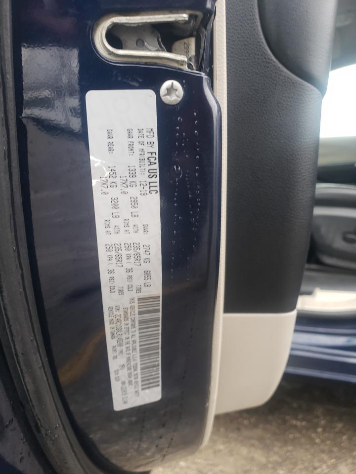 2020 Chrysler Voyager - Image 13