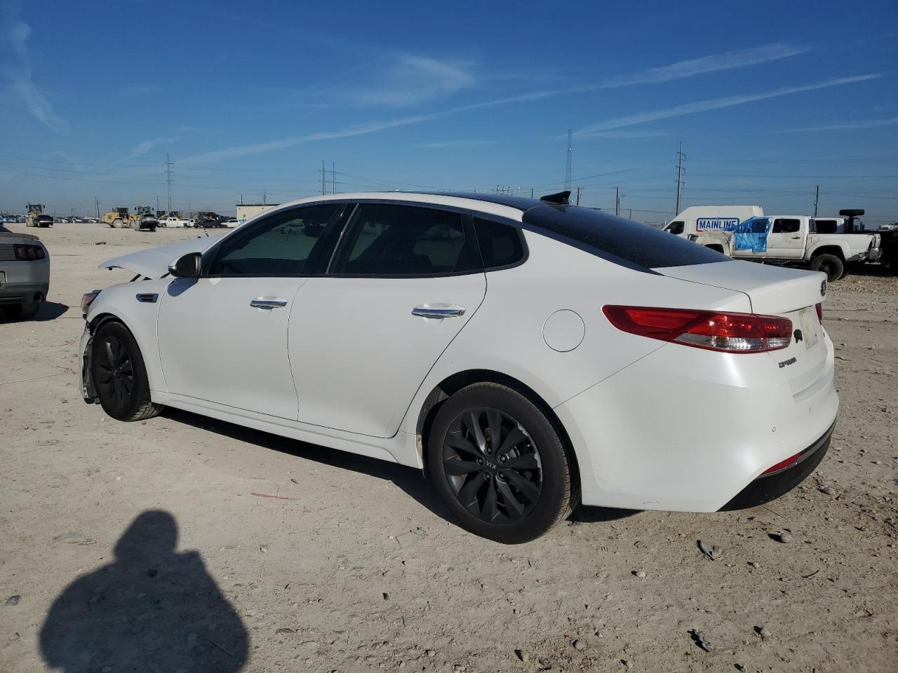 2016 Kia Optima - Image 2
