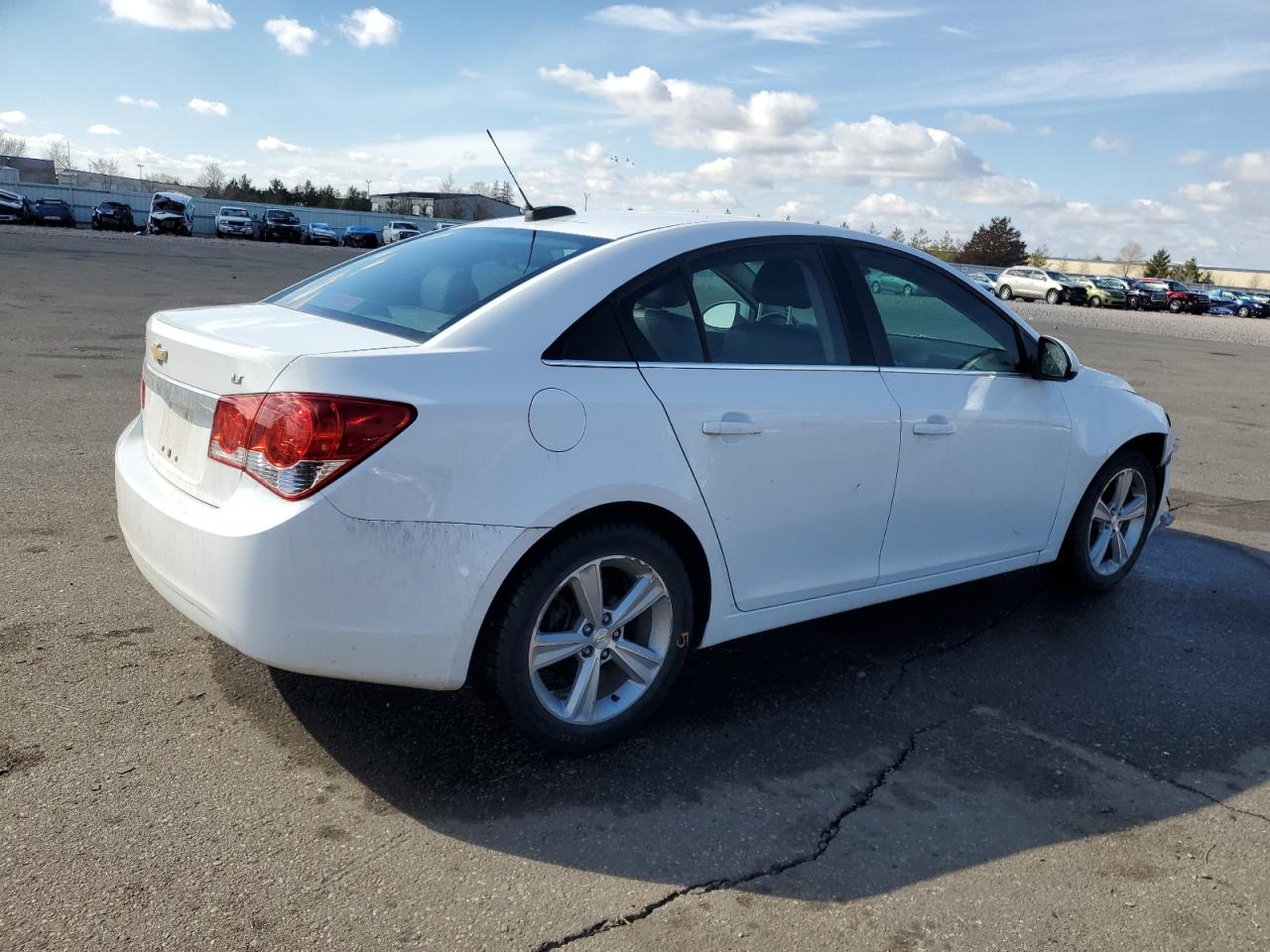 2015 Chevrolet Cruze - Image 3