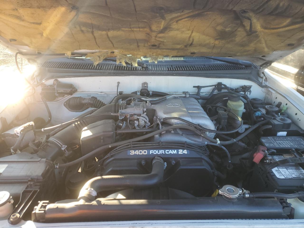 2000 Toyota Tacoma - Image 11