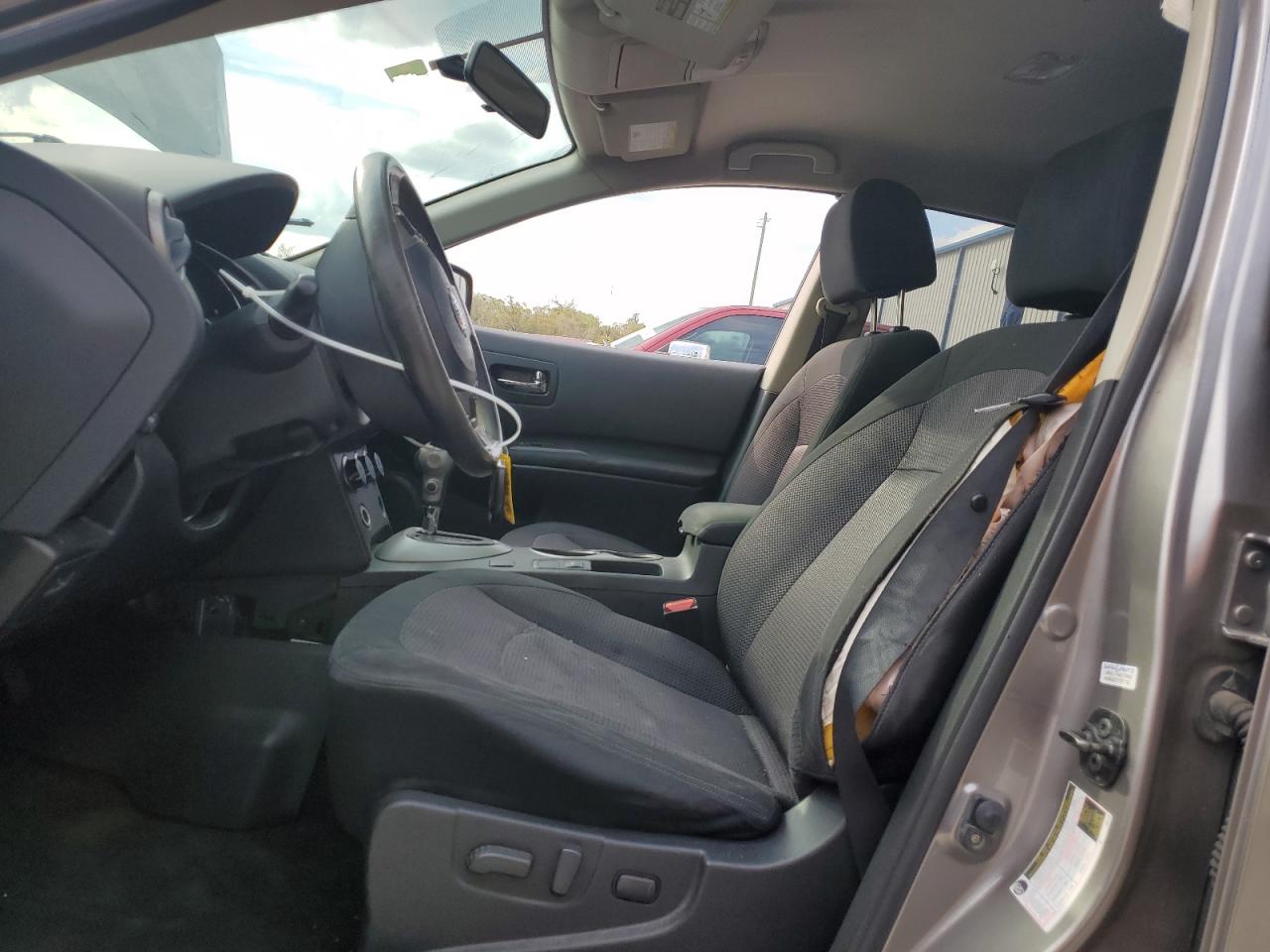 2012 Nissan Rogue - Image 7
