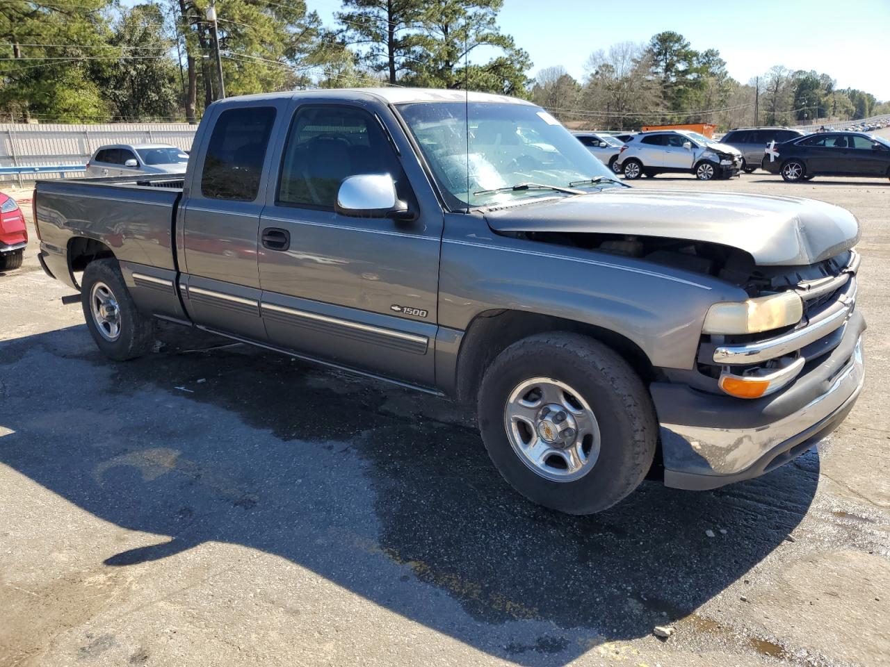 2000 Chevrolet Silverado - Image 4