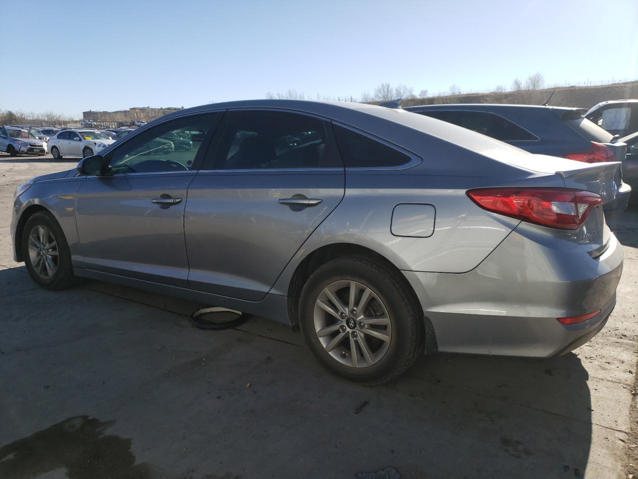 2015 Hyundai Sonata - Image 2
