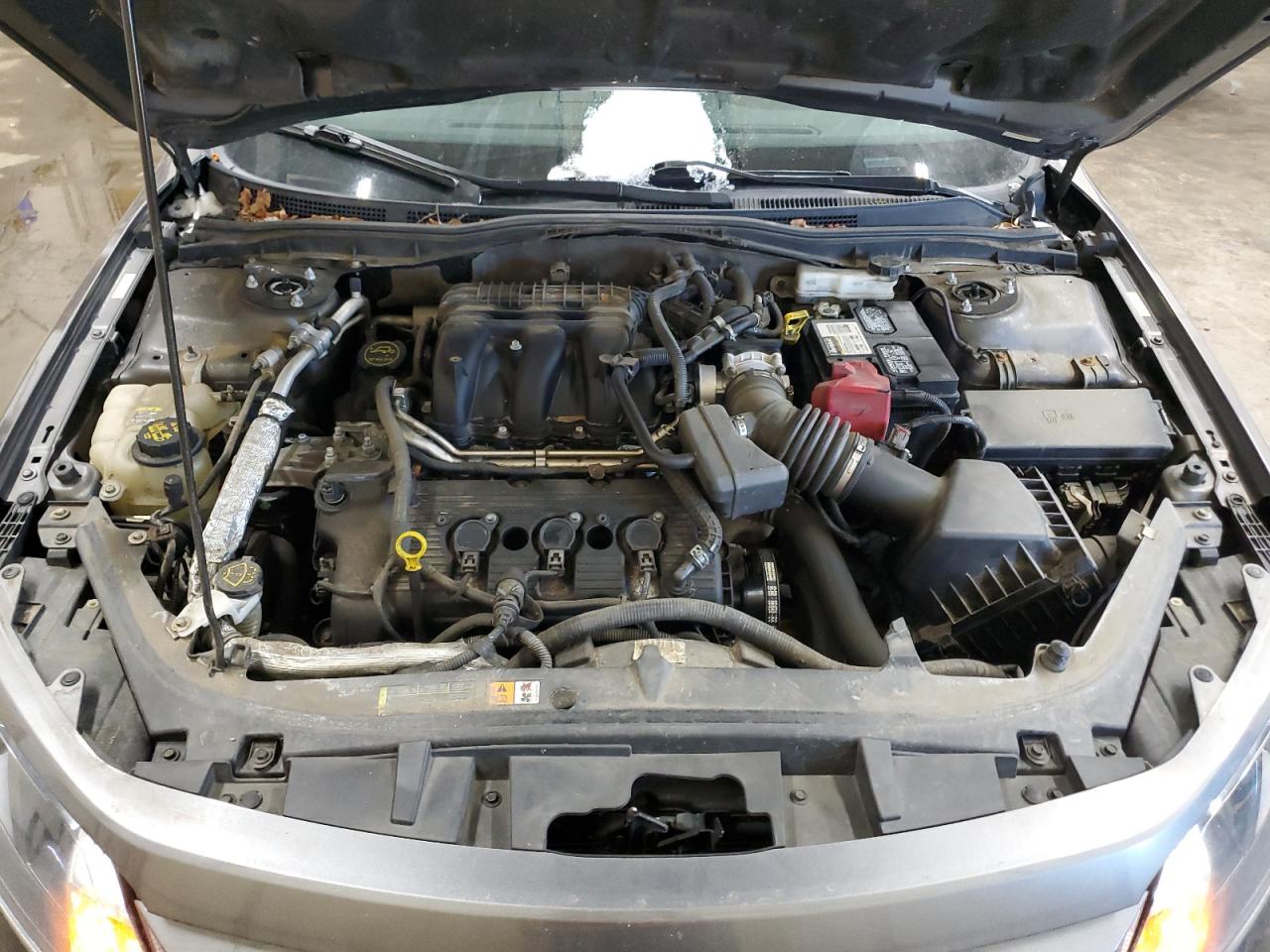 2011 Ford Fusion - Image 11
