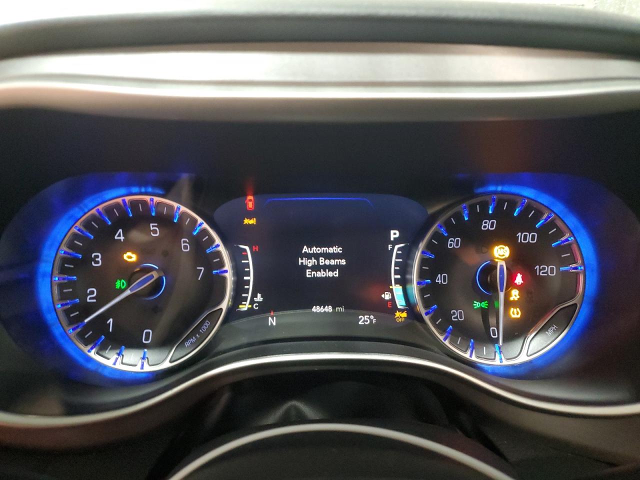 2022 Chrysler Pacifica - Image 9