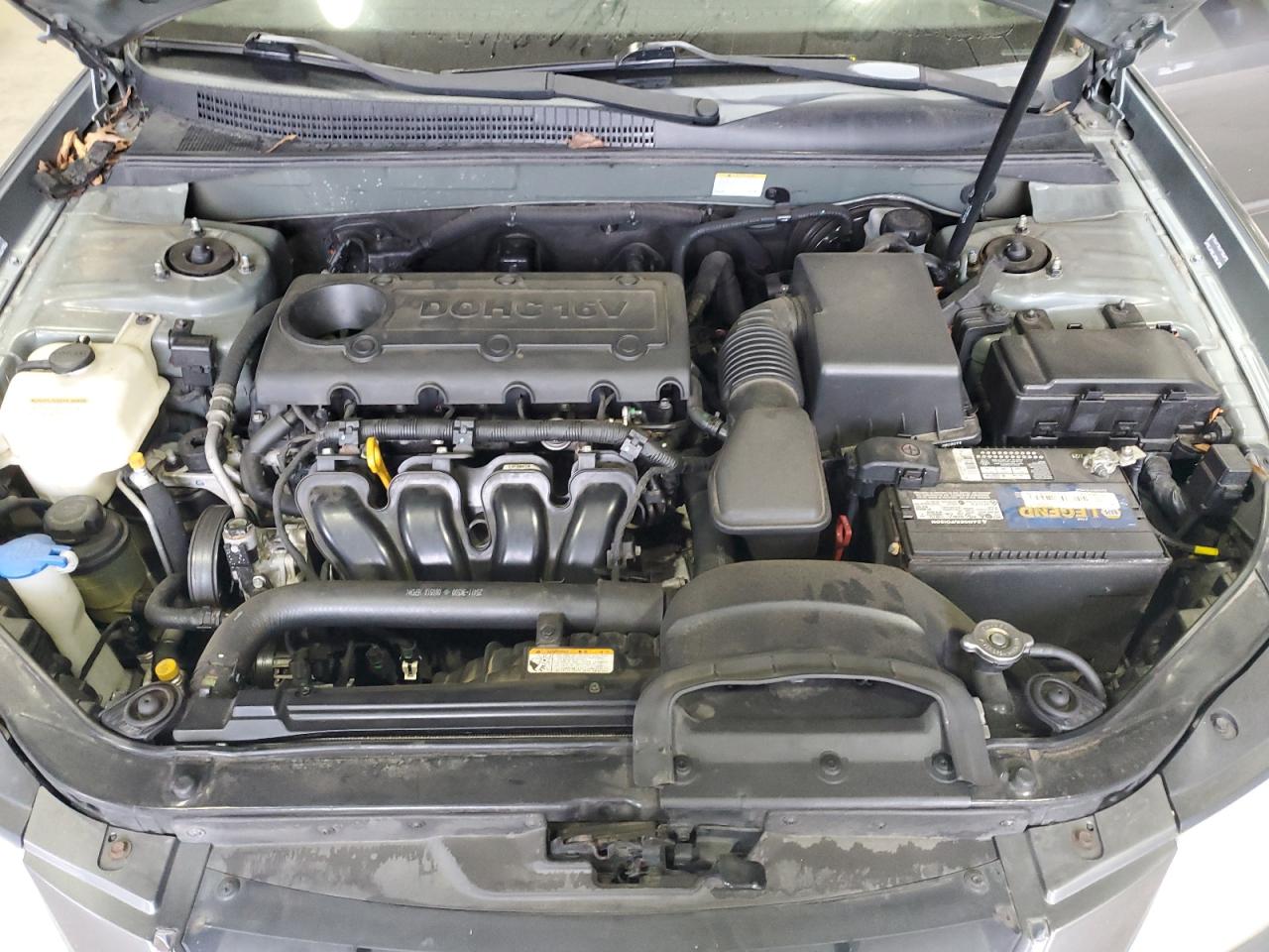 2009 Hyundai Sonata - Image 11