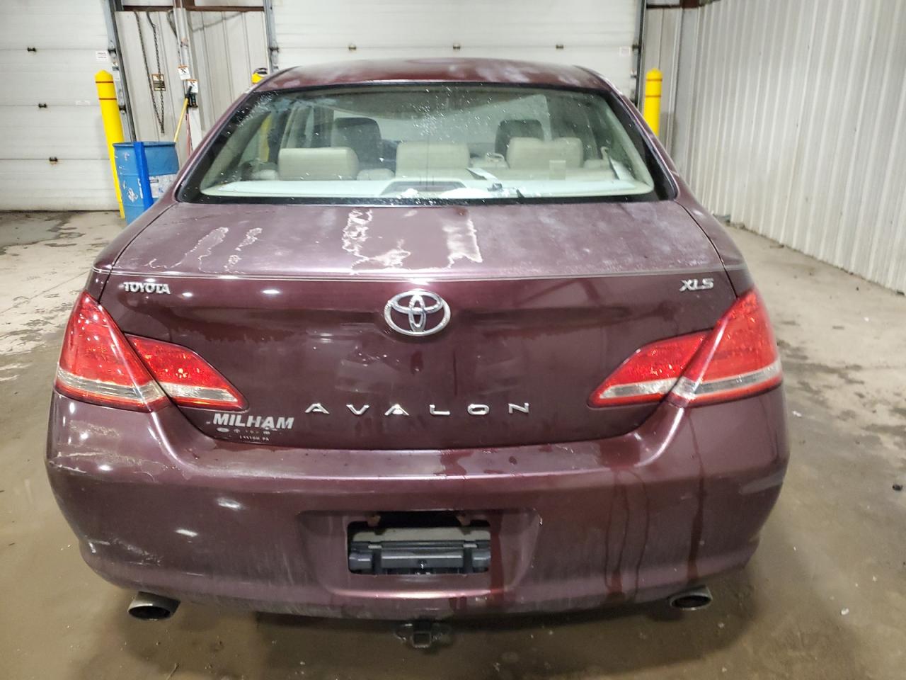 2006 Toyota Avalon - Image 6