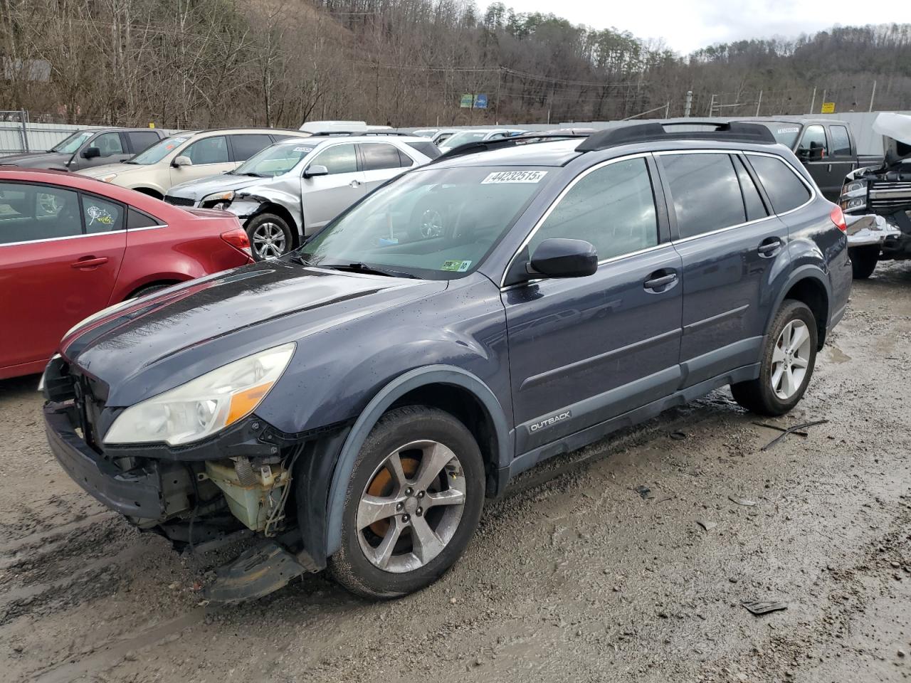 2013 Subaru Outback - Image 1