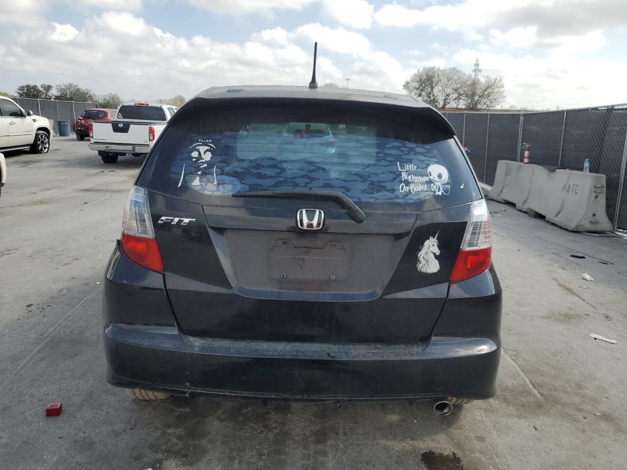 2010 Honda Fit - Image 6