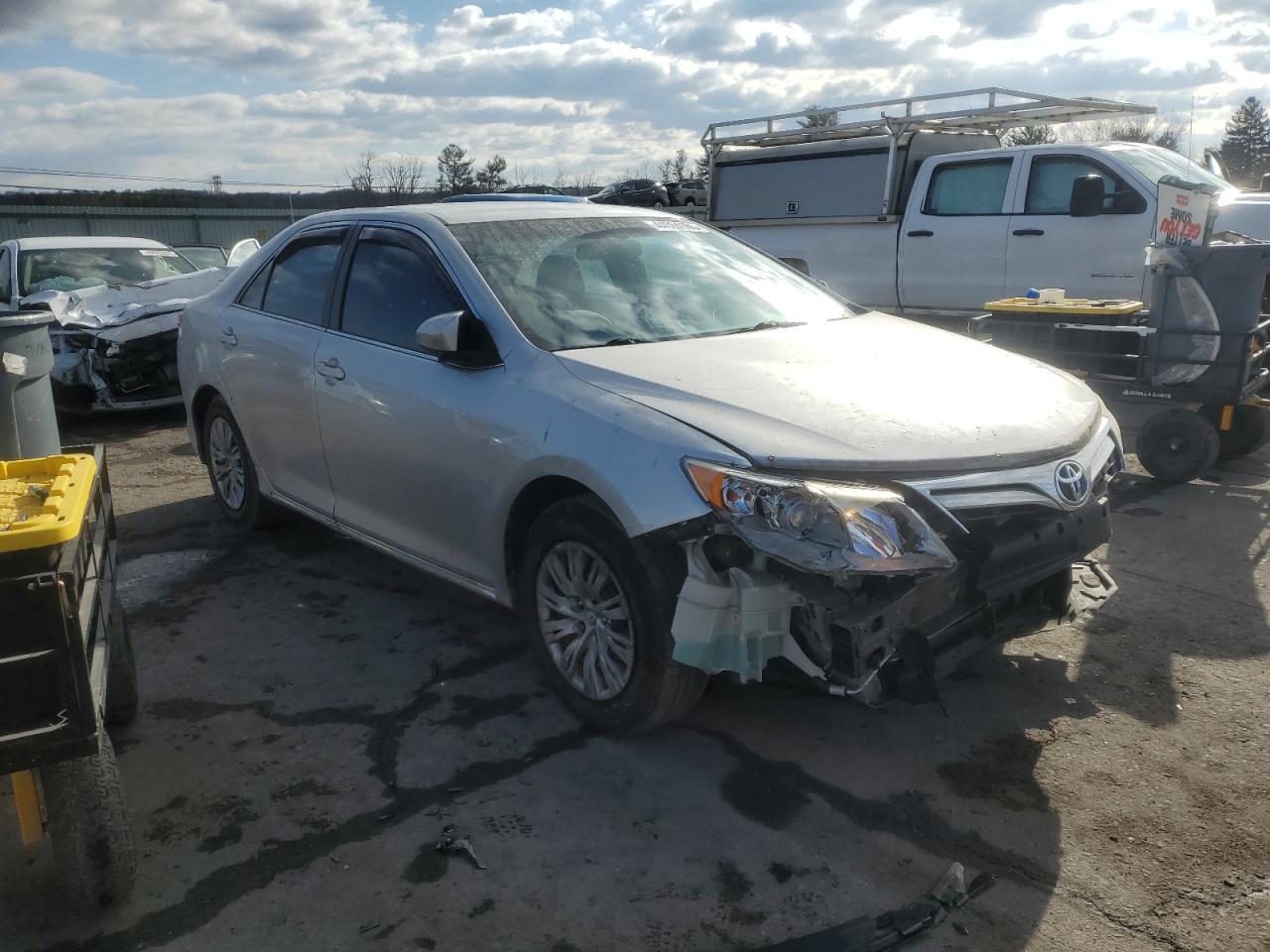 2014 Toyota Camry - Image 4