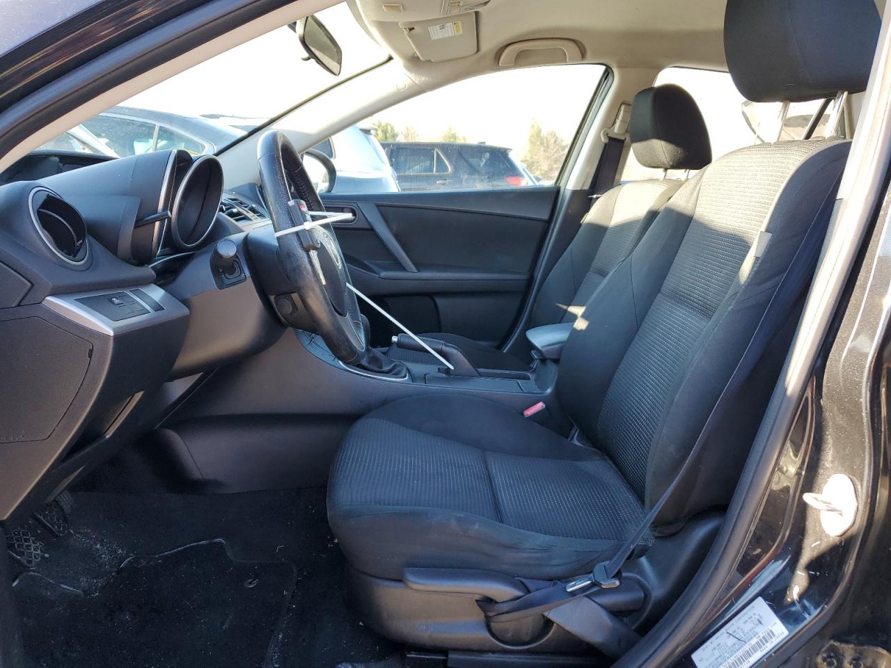 2012 Mazda 3 - Image 7