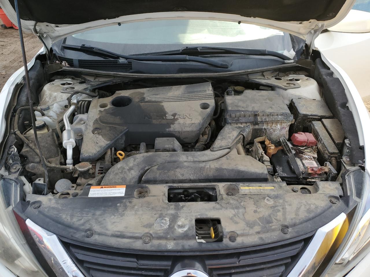 2018 Nissan Altima - Image 11