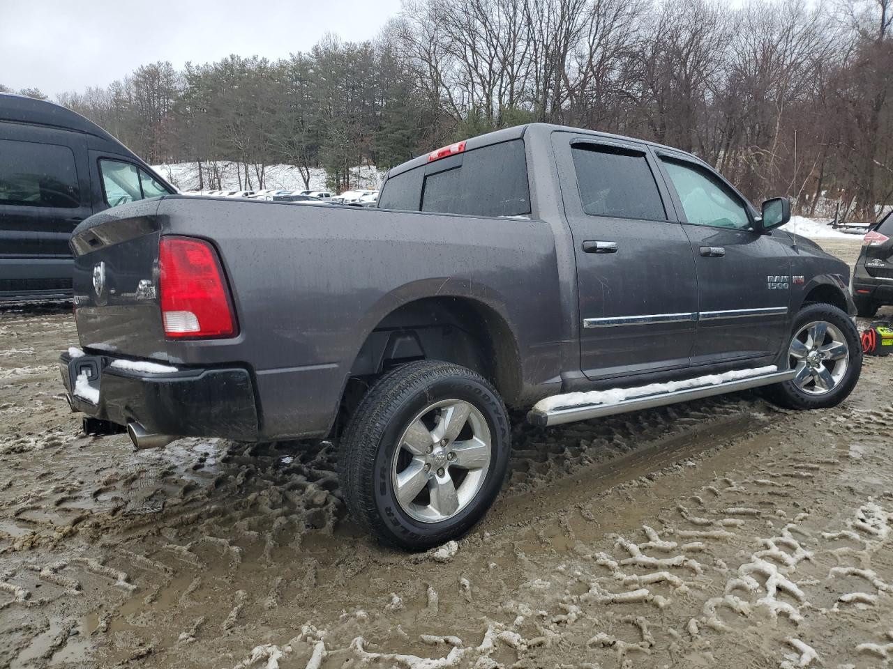 2016 RAM 1500 - Image 3