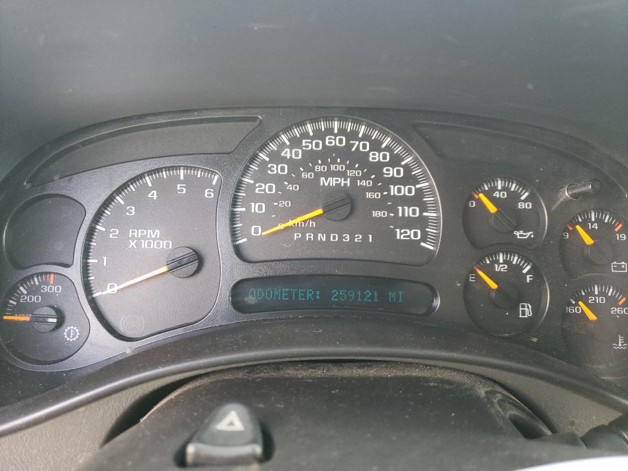 2006 Chevrolet Silverado - Image 9