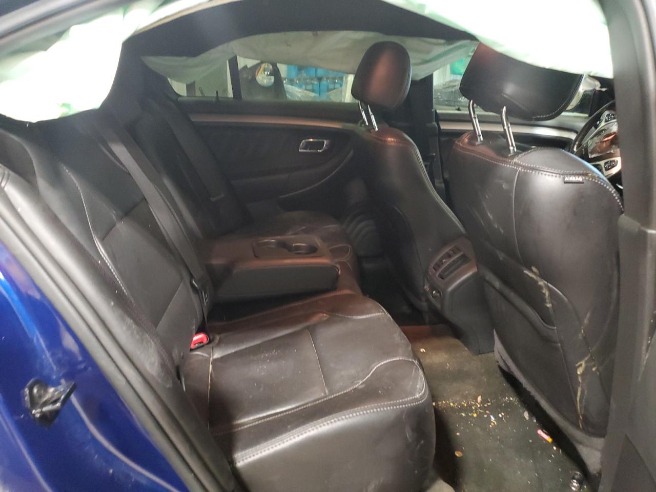 2013 Ford Taurus - Image 10