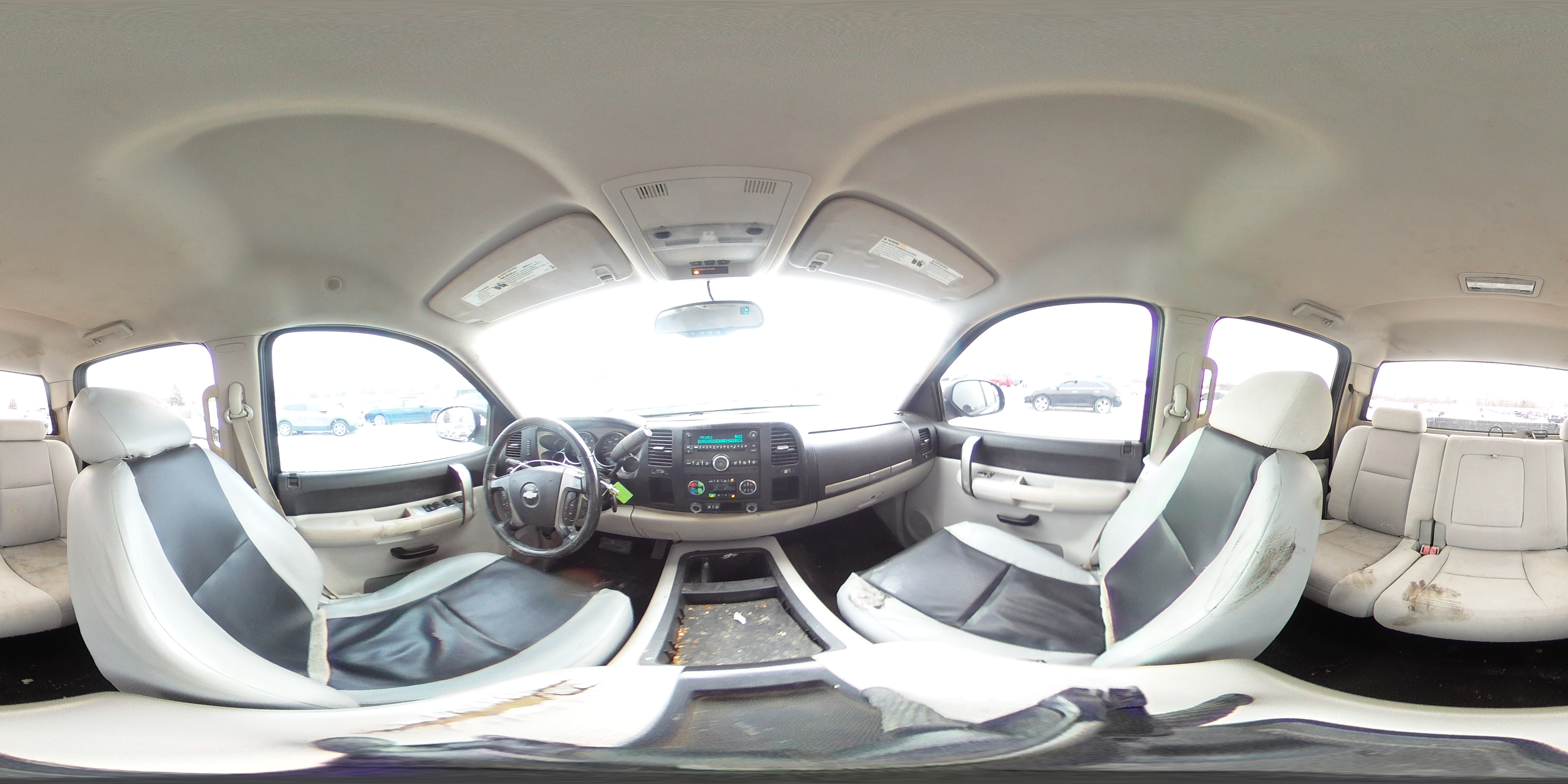 2007 Chevrolet Silverado - Image 12