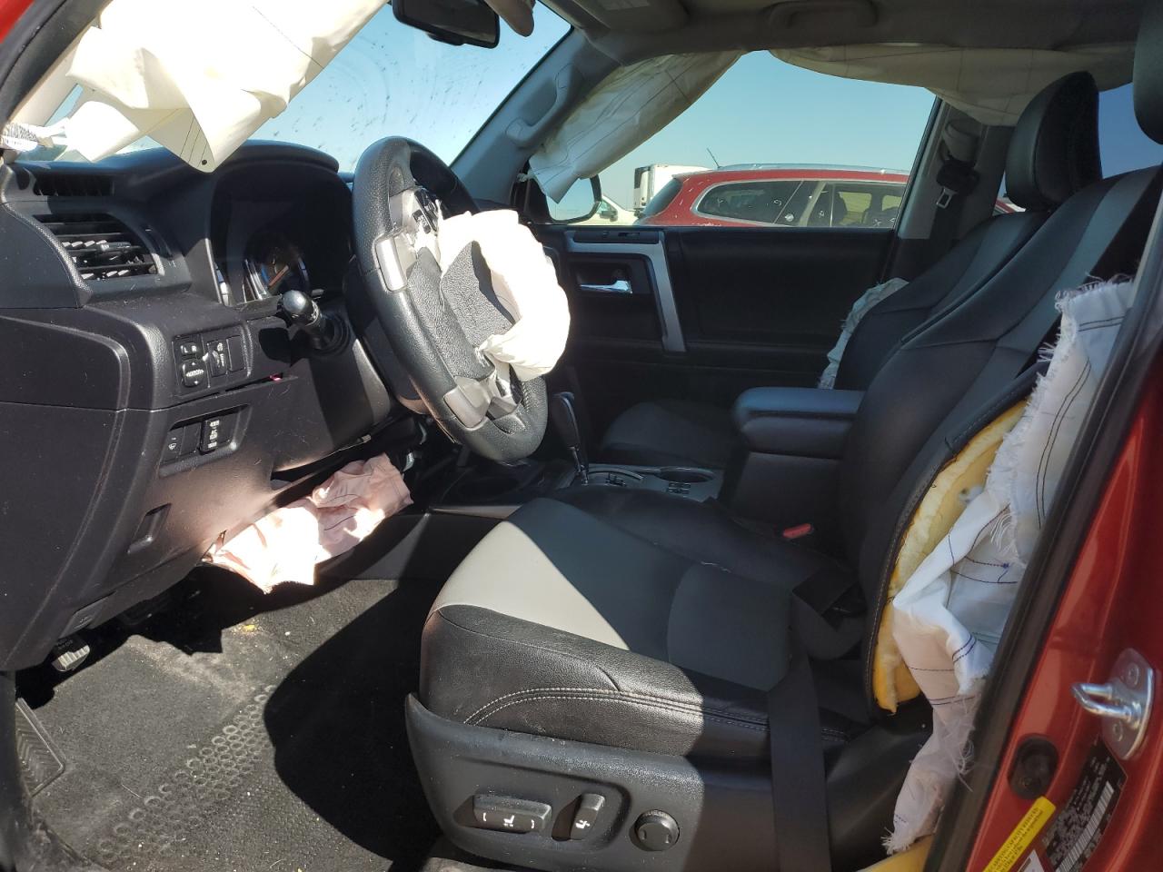 2018 Toyota 4Runner - Image 7