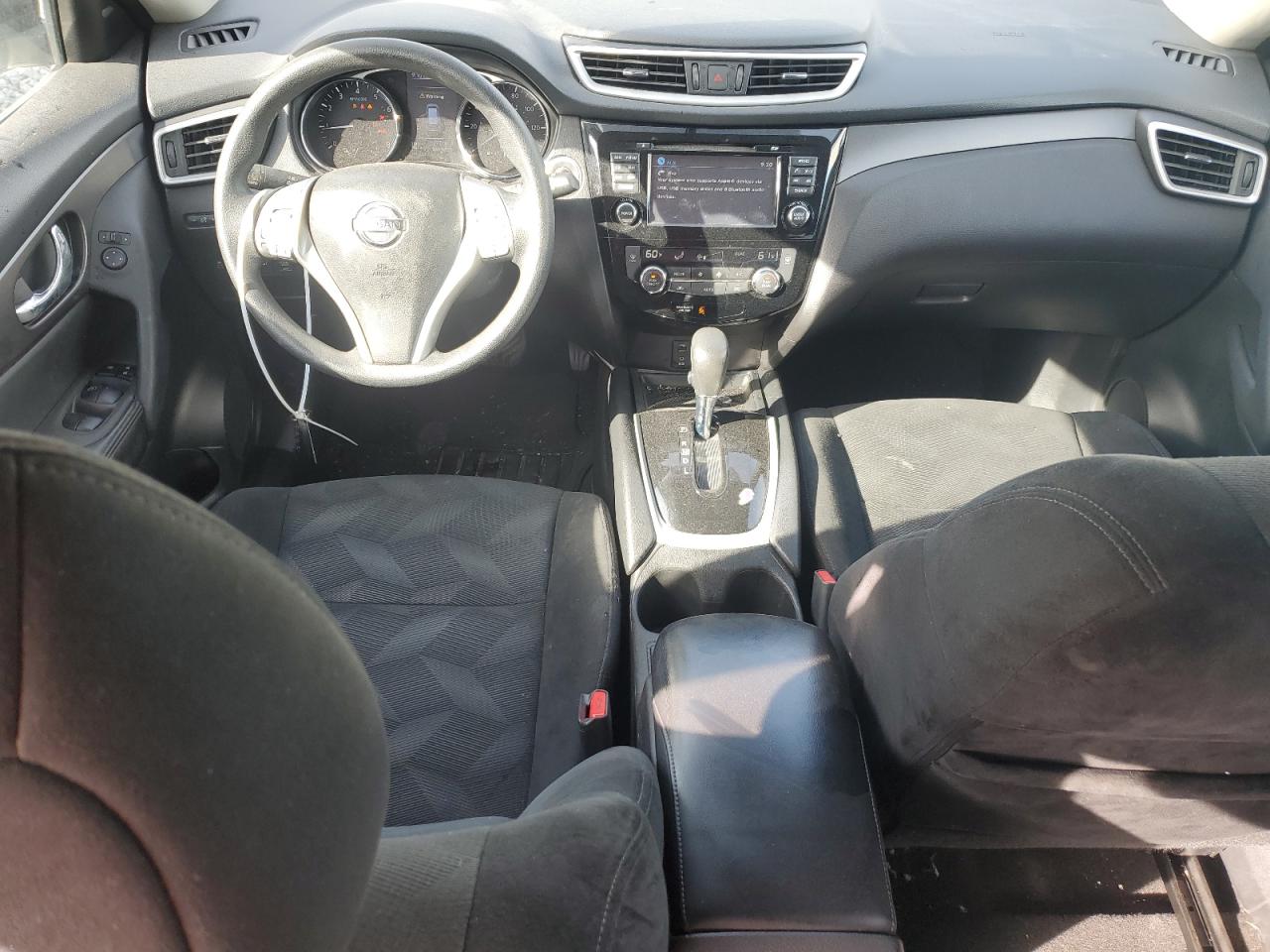 2016 Nissan Rogue - Image 8