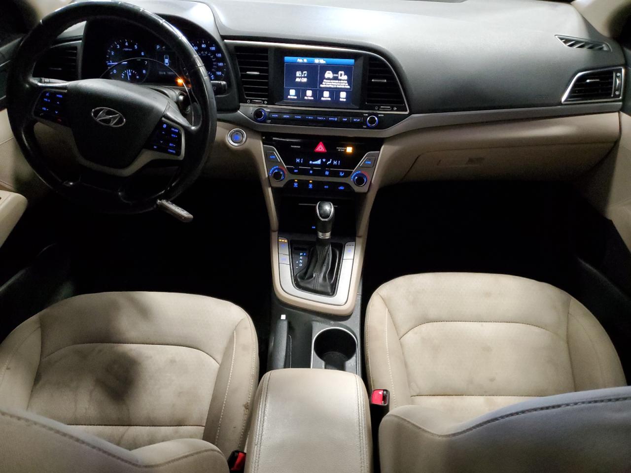 2017 Hyundai Elantra - Image 8