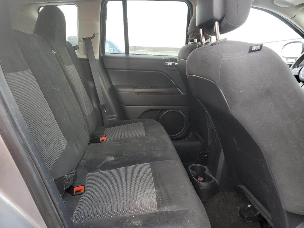2016 Jeep Compass - Image 10